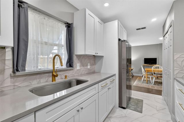 512 HIGHLAND DRIVE, Eustis, FL 32726