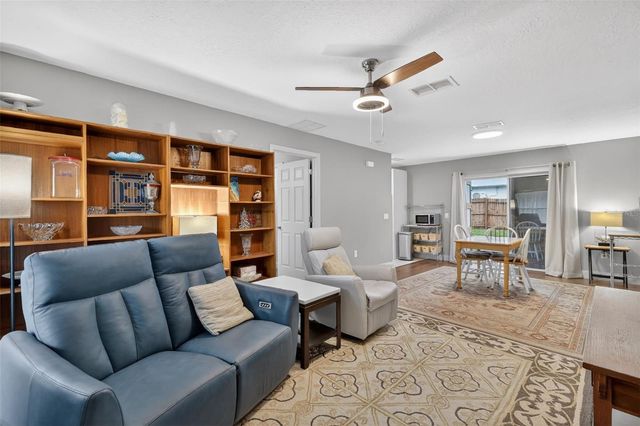 512 HIGHLAND DRIVE, Eustis, FL 32726