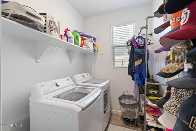 9512 W TURNEY Avenue, Phoenix, AZ 85037