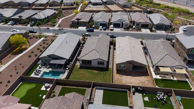 9512 W TURNEY Avenue, Phoenix, AZ 85037