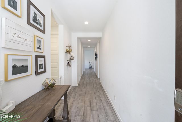 9512 W TURNEY Avenue, Phoenix, AZ 85037