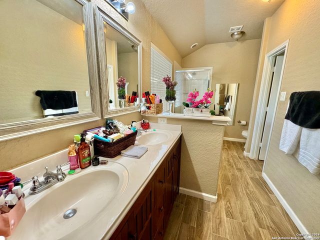 9723 Mill Path, San Antonio, TX 78254