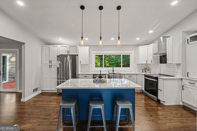 480 Surrey Place, Marietta, GA 30068