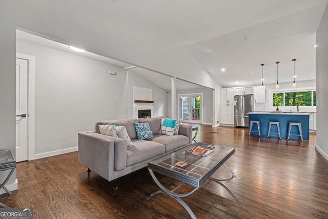 480 Surrey Place, Marietta, GA 30068