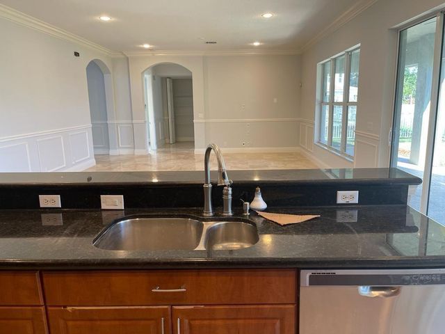 9326 Plantation Estates Dr, Royal Palm Beach, FL 33411