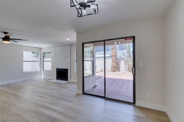 59 Sirnoble Street, Las Vegas, NV 89110
