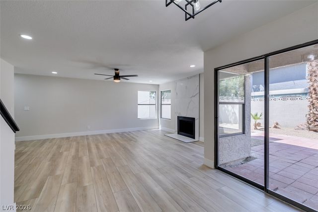 59 Sirnoble Street, Las Vegas, NV 89110