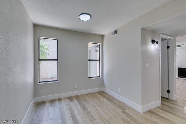 59 Sirnoble Street, Las Vegas, NV 89110