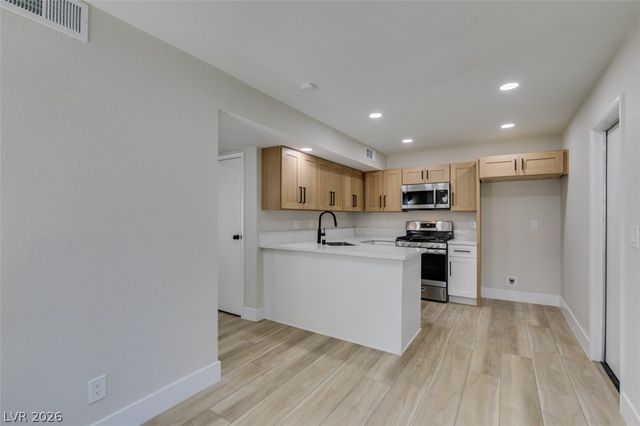 59 Sirnoble Street, Las Vegas, NV 89110