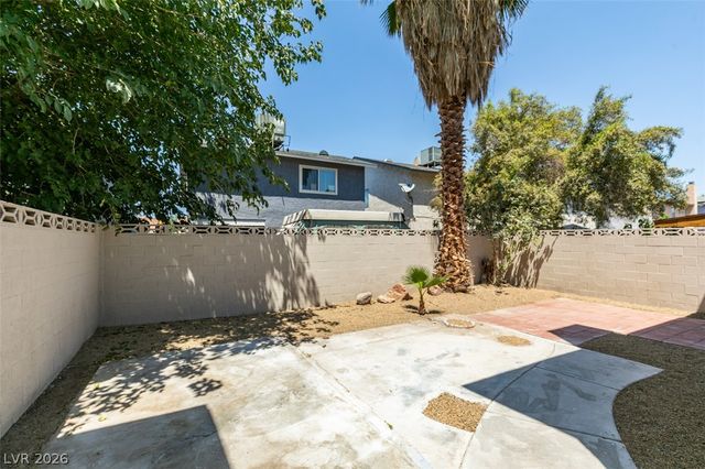 59 Sirnoble Street, Las Vegas, NV 89110