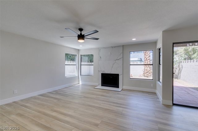 59 Sirnoble Street, Las Vegas, NV 89110