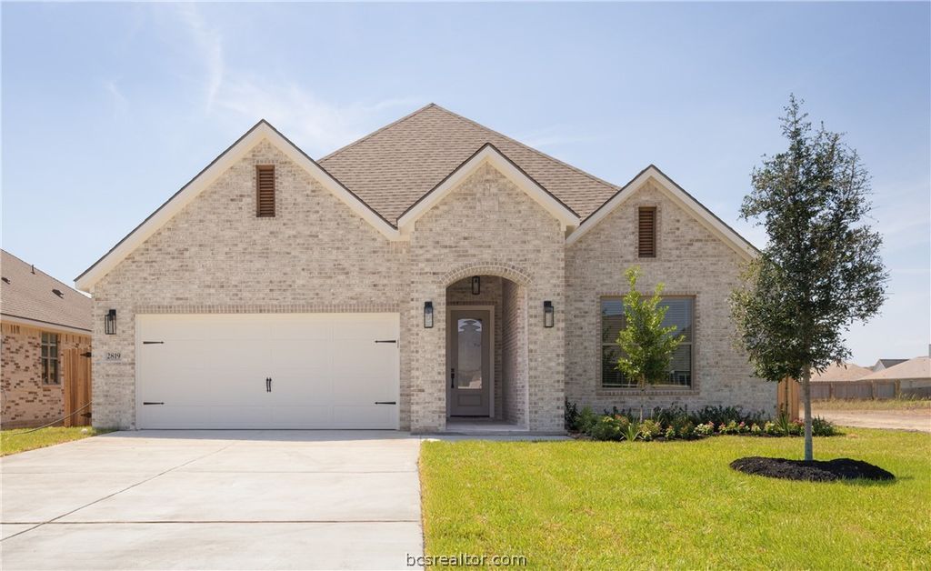2819 CAPTAIN Drive, Bryan, TX 77808 — exterior