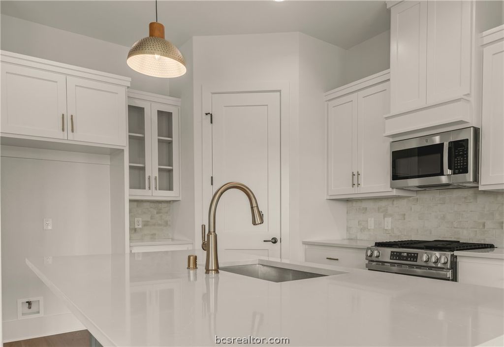 2819 CAPTAIN Drive, Bryan, TX 77808 — photo 4