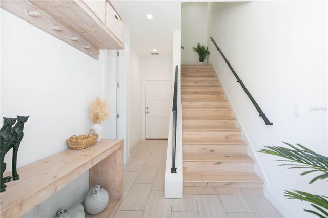 2851 W GANDY BOULEVARD 5, Tampa, FL 33611