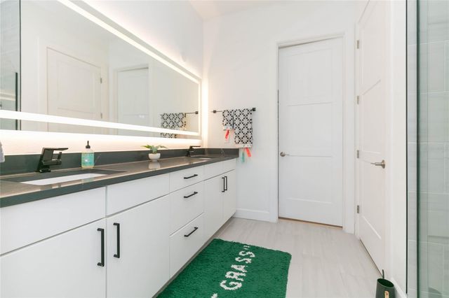 2851 W GANDY BOULEVARD 5, Tampa, FL 33611