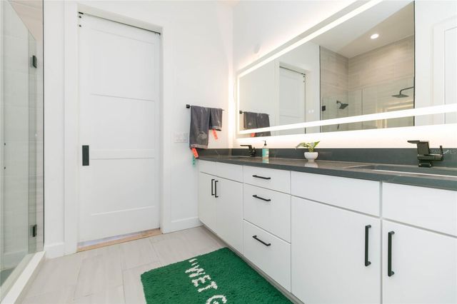 2851 W GANDY BOULEVARD 5, Tampa, FL 33611