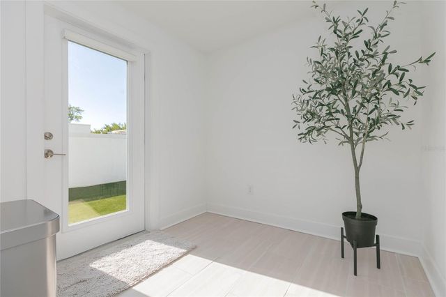 2851 W GANDY BOULEVARD 5, Tampa, FL 33611