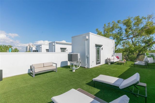 2851 W GANDY BOULEVARD 5, Tampa, FL 33611