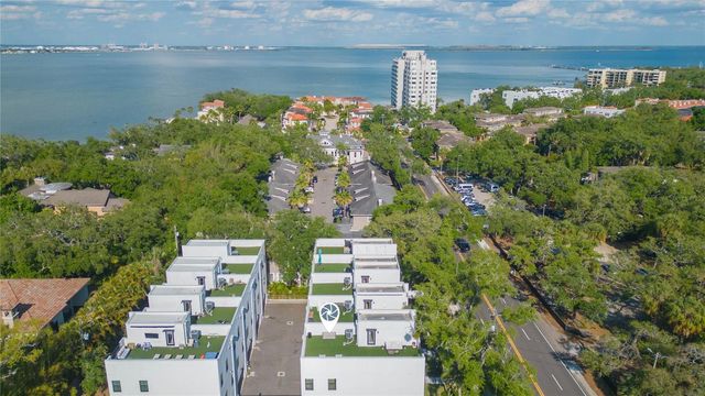 2851 W GANDY BOULEVARD 5, Tampa, FL 33611