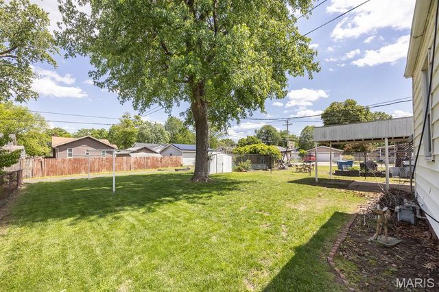509 Tipton Avenue, Wood River, IL 62095