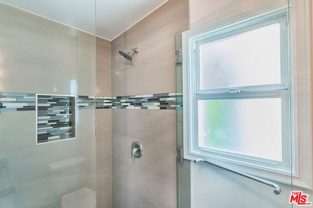 9025 Ashcroft Avenue, West Hollywood, CA 90048