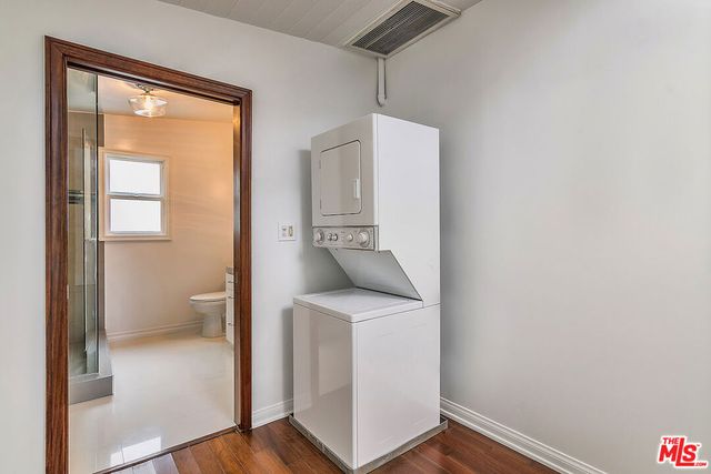 9025 Ashcroft Avenue, West Hollywood, CA 90048