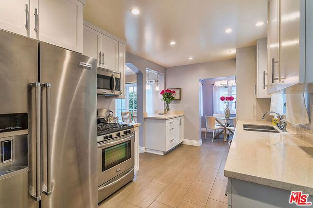 9025 Ashcroft Avenue, West Hollywood, CA 90048