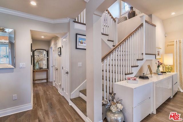 9025 Ashcroft Avenue, West Hollywood, CA 90048