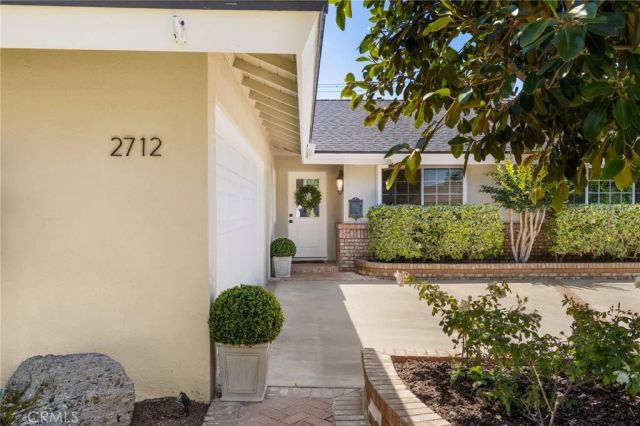 2712 E Jacaranda Avenue, Orange, CA 92867