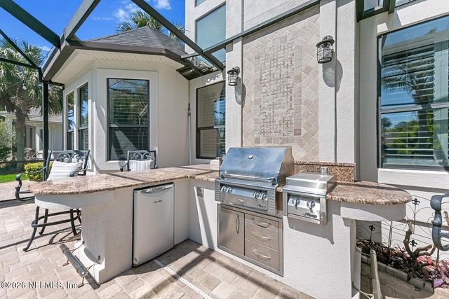 299 CLEARWATER Drive, Ponte Vedra Beach, FL 32082