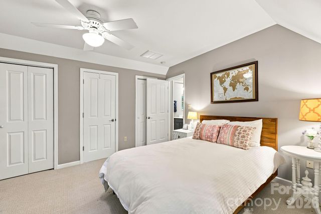 291 Merrills Chase Road, Asheville, NC 28803