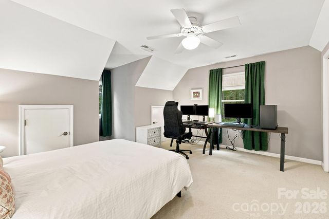 291 Merrills Chase Road, Asheville, NC 28803