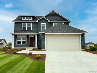 570 W Wildwood Drive, Owosso Charter Township, MI 48867