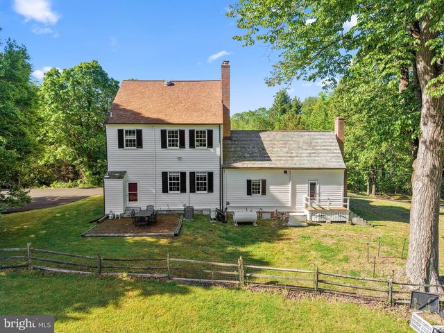 8706 CRAIN HWY, Upper Marlboro, MD 20772