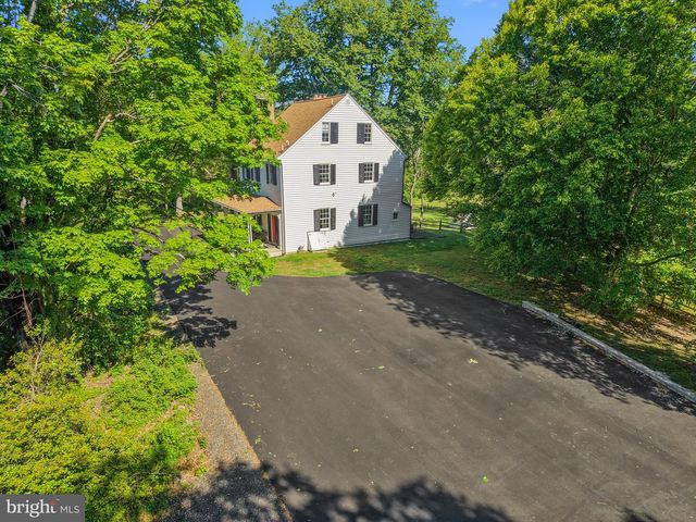 8706 CRAIN HWY, Upper Marlboro, MD 20772