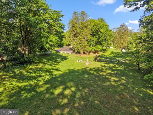 8706 CRAIN HWY, Upper Marlboro, MD 20772