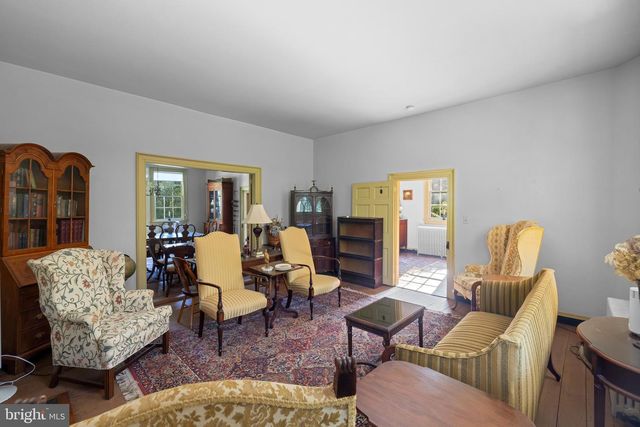 8706 CRAIN HWY, Upper Marlboro, MD 20772