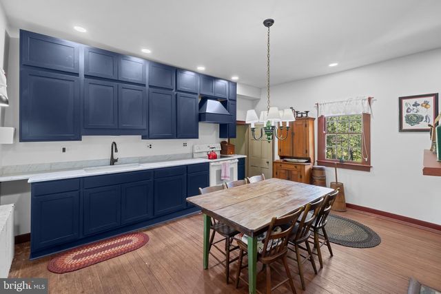 8706 CRAIN HWY, Upper Marlboro, MD 20772