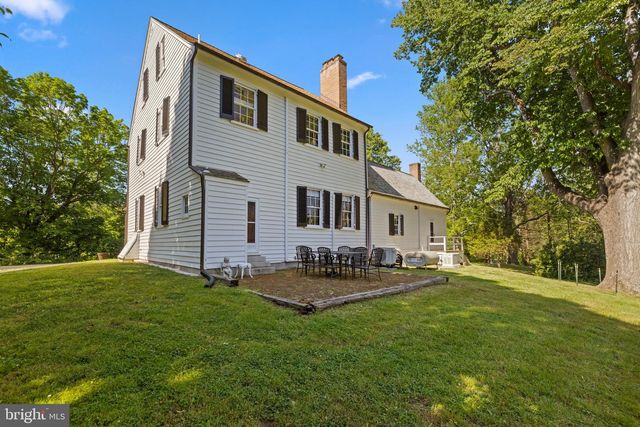 8706 CRAIN HWY, Upper Marlboro, MD 20772