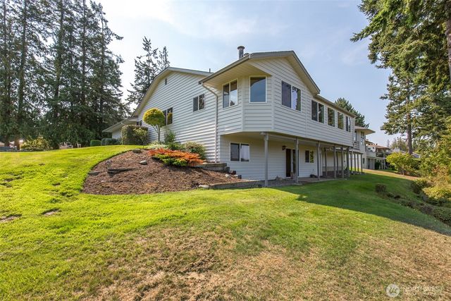 185 Fairway Drive, Sequim, WA 98382