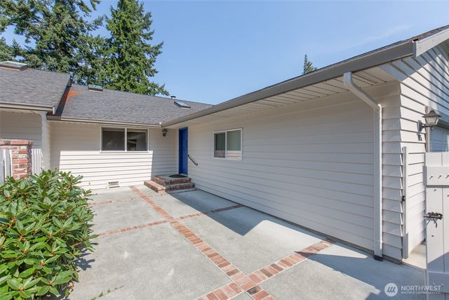 185 Fairway Drive, Sequim, WA 98382