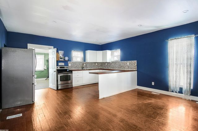 70372 N Main Street, Richmond, MI 48062