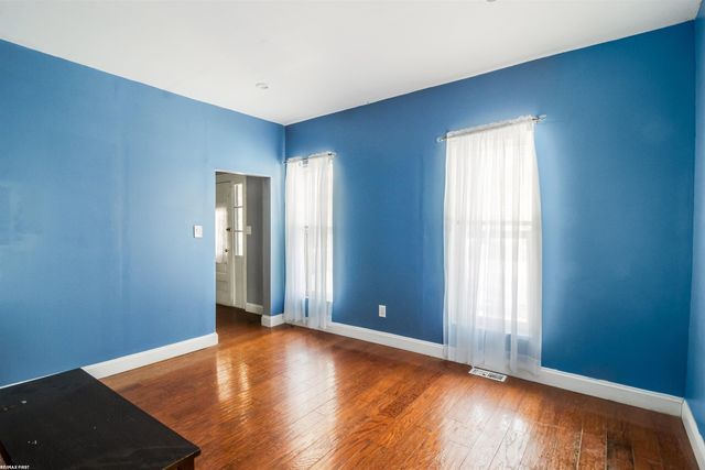 70372 N Main Street, Richmond, MI 48062