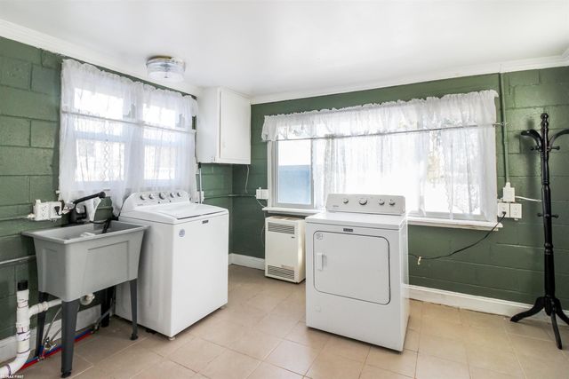 70372 N Main Street, Richmond, MI 48062