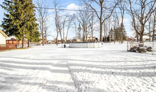 70372 N Main Street, Richmond, MI 48062