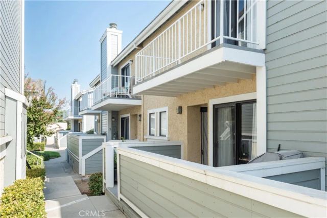 1812 Huntington Drive, Duarte, CA 91010