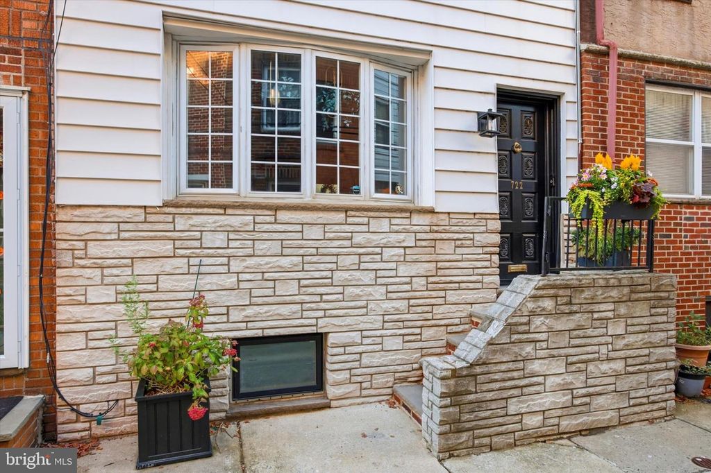 722 S MILDRED ST, PHILADELPHIA, PA 19147 — photo 4