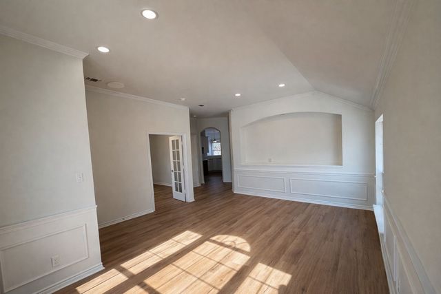 420 Woodlawn Street, Krum, TX 76249