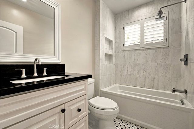1649 E 43rd, Los Angeles, CA 90011