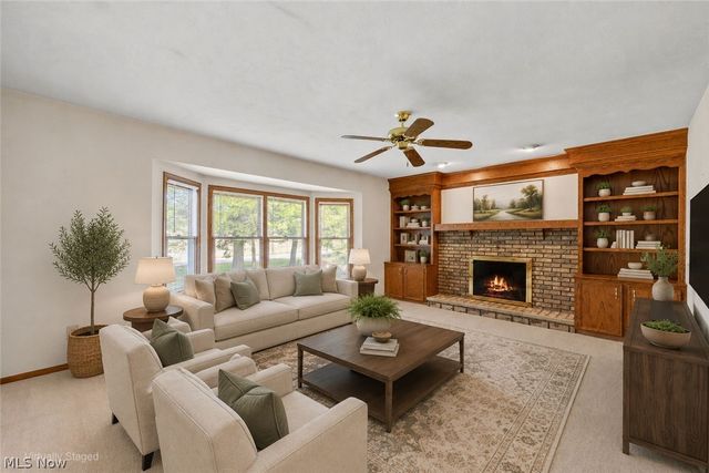 6037 Sandy Ridge Circle NW, North Canton, OH 44720